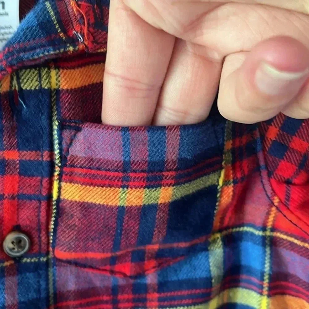 NWT Carters plaid flannel‎ shirt size 6 months 1 pocket super cute 100% cotton